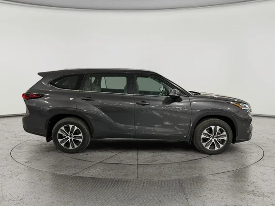 Toyota Highlander GLE 2024 