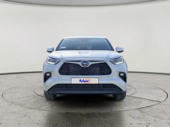 Toyota Highlander LE 2024 
