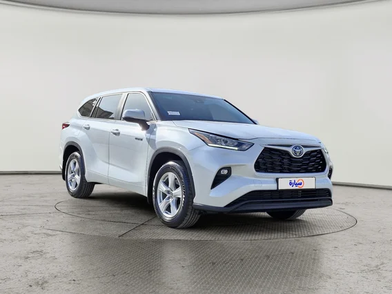 Toyota Highlander LE 2024 