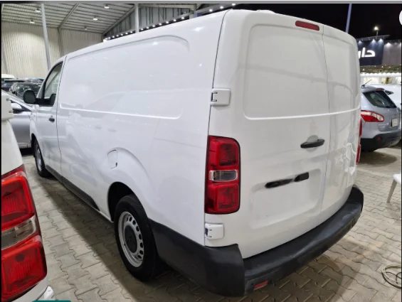 Peugeot Expert VAN 2021 