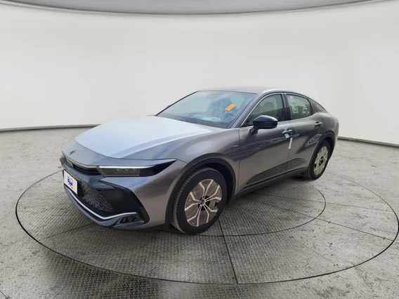 تويوتا كراون Premium 2026 