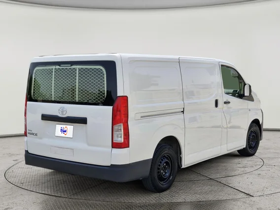 Toyota Haice ثلاجة  2023 