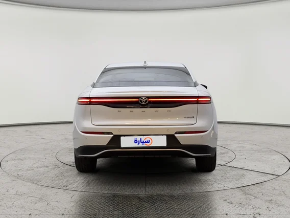 Toyota Crown Premium 2023 