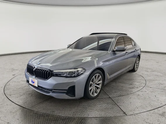 BMW 5 Series 520i 2023 