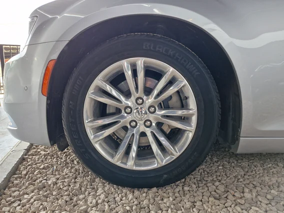 كرايسلر 300 LIMITED 2021 