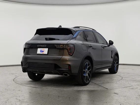 Lynk and Co 01 Louder Pro 2023 