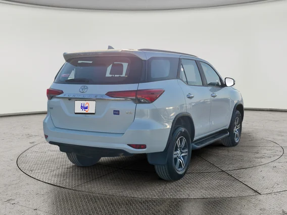 Toyota Fortuner VX 2023 دبل