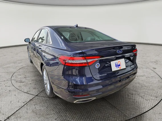Ford Taurus Trend 2022 