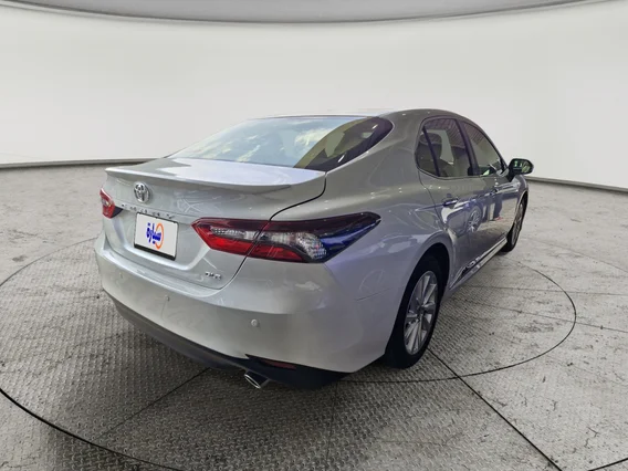 Toyota Camry  GLE 2024 