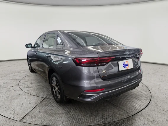 Geely Emgrand GS 2024 