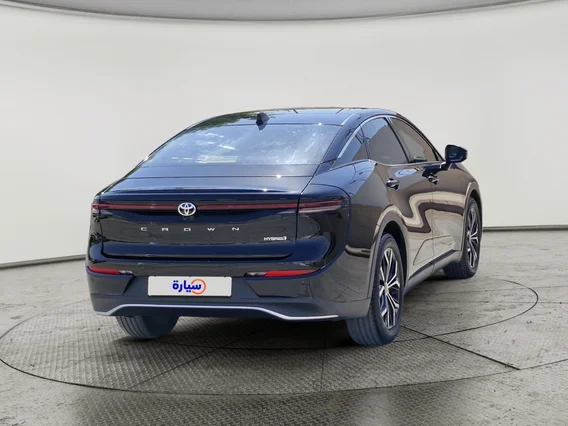 Toyota Crown Premium 2023 