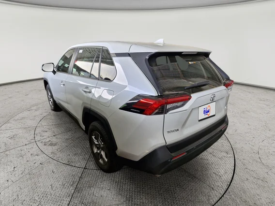 Toyota RAV4 LE 2025 