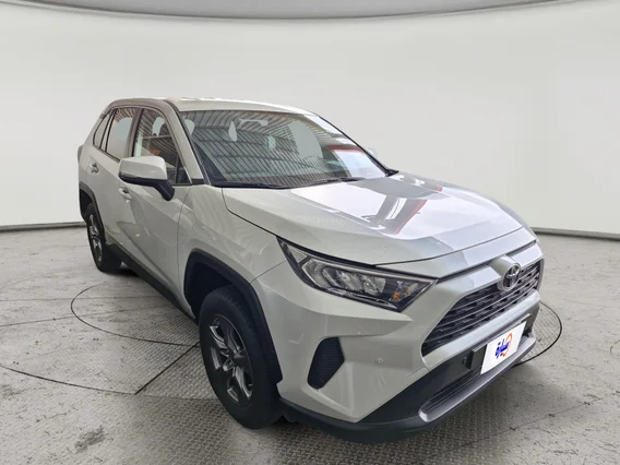 Toyota RAV4 LE 2025 
