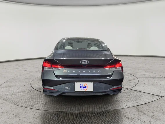 Hyundai Elantra Smart 2021 