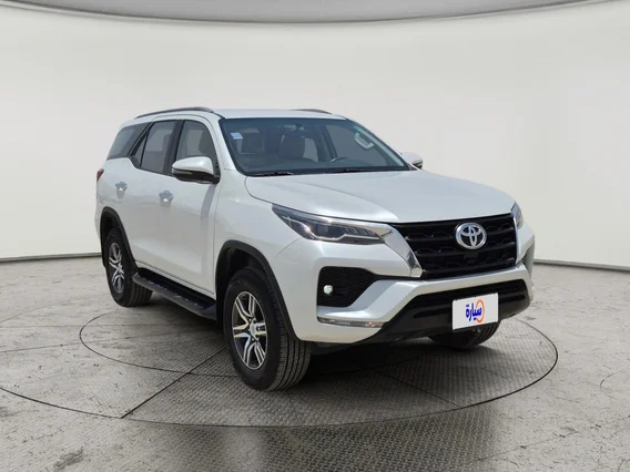 Toyota Fortuner VX 2023 دبل
