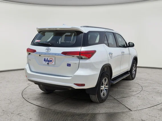 Toyota Fortuner VX 2023 دبل
