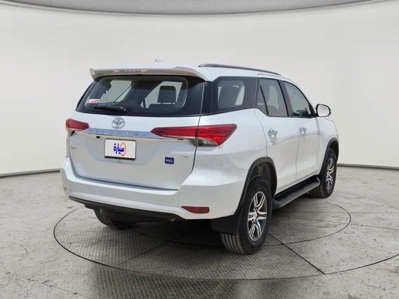 Toyota Fortuner VX 2023 دبل