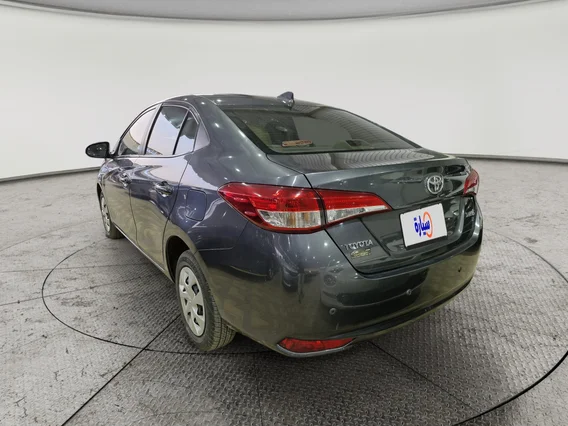 Toyota Yaris  Y 2022 