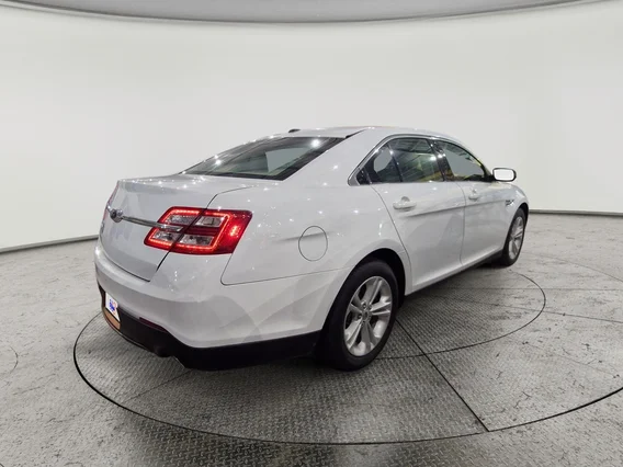 Ford Taurus SE 2018 
