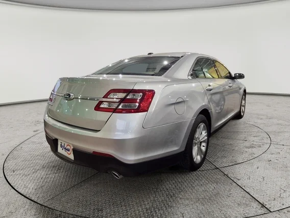 Ford Taurus SE 2018 