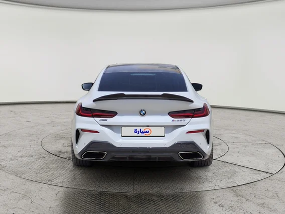 بي ام دبليو الفئة الثامنة M850i xDrive 2022 