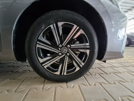 Toyota Yaris  Y Plus 2024 