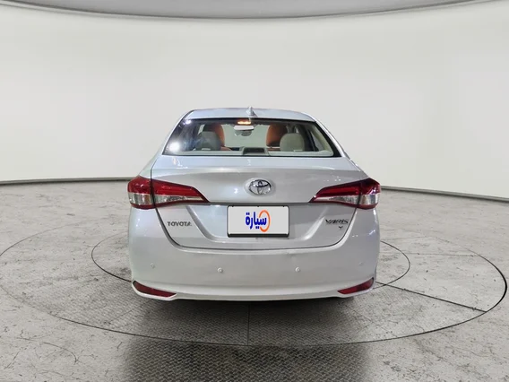 Toyota Yaris  Y 2021 