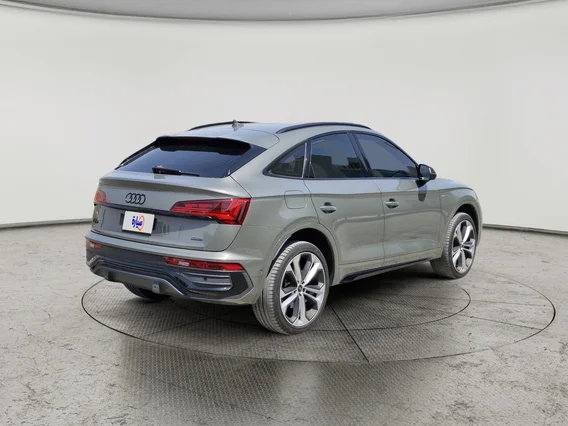 Audi Q5  2024 
