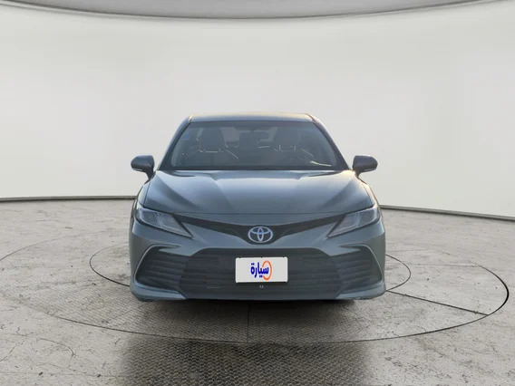 Toyota Camry  LE 2021 