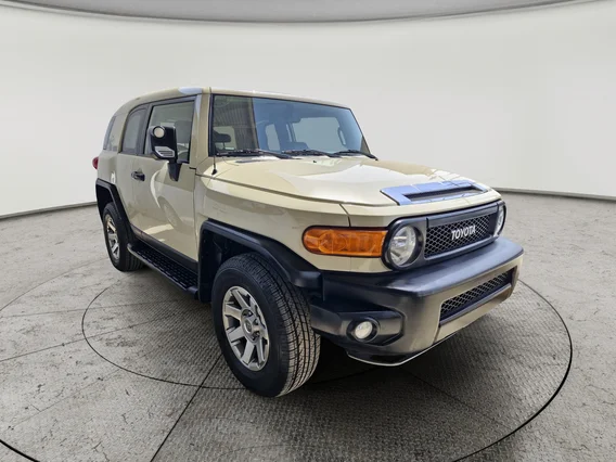 تويوتا اف جي FJ Cruiser 2023 دبل