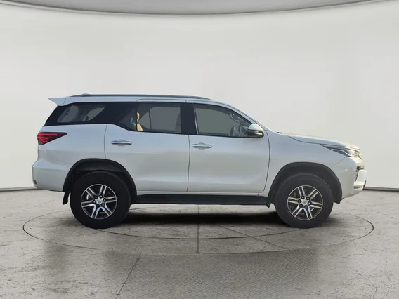 Toyota Fortuner GX2 4x4 Diesel 2022 دبل