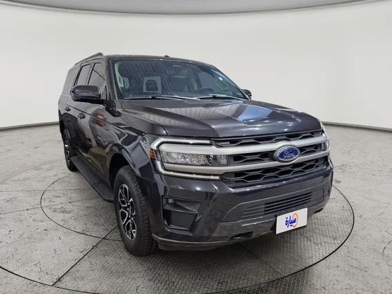 Ford Expedition XLT 2024 