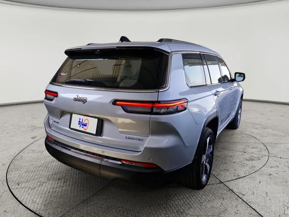 Jeep Grand Cherokee ليمتد 2023 