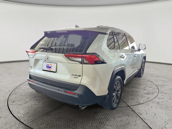 Toyota RAV4 XLE 2023 