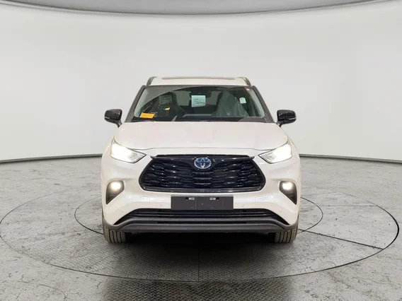 Toyota Highlander GLE Black Edition	 2025 