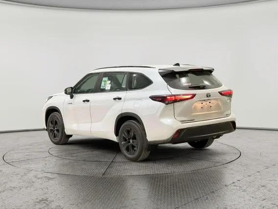 Toyota Highlander GLE Black Edition	 2025 