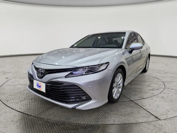 Toyota Camry  GLE 2020 
