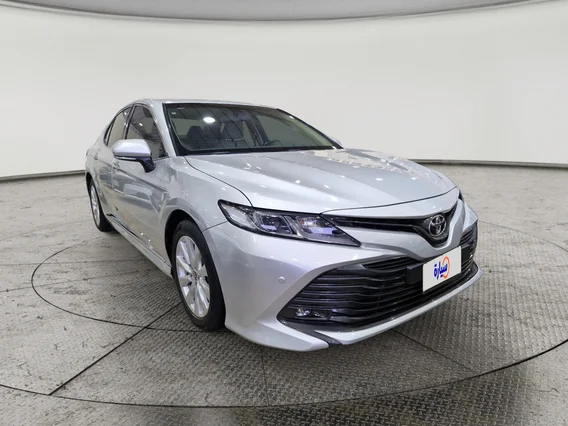 Toyota Camry  GLE 2020 