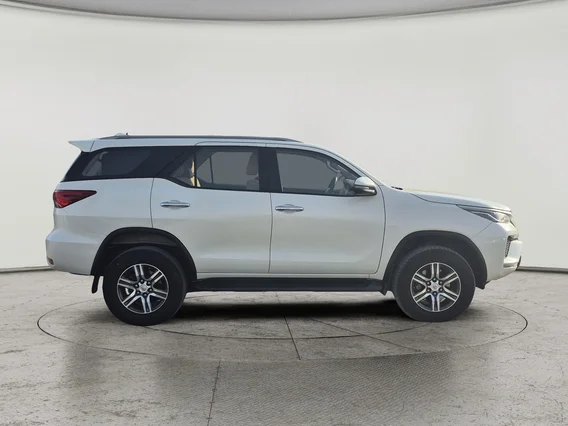 Toyota Fortuner GX2 4x4 Diesel 2022 دبل