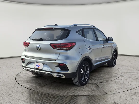 MG ZS LUX 2022 
