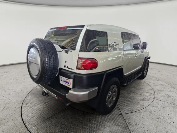 تويوتا اف جي FJ Cruiser 2023 دبل