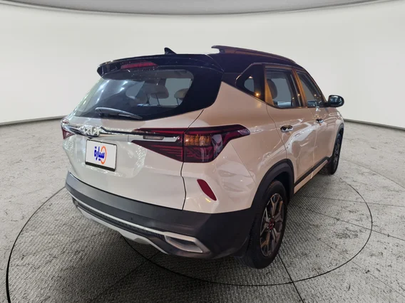 Kia Seltos EX لونين 2023 