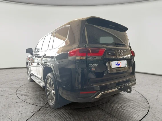 تويوتا لاندكروزر GXR4 DSL 2025 