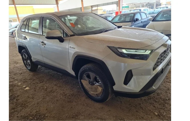 تويوتا راف فور LE HEV 2025 