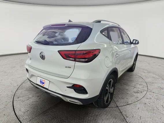MG ZS LUX 2022 