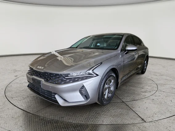 Kia K5 LX 2023 