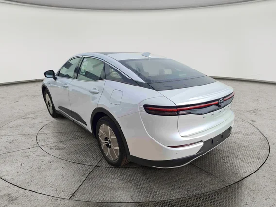 Toyota Crown Prestige 2026 