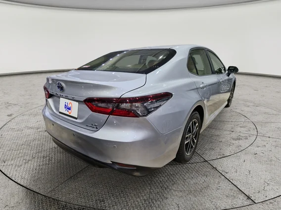 Toyota Camry  LE 2022 