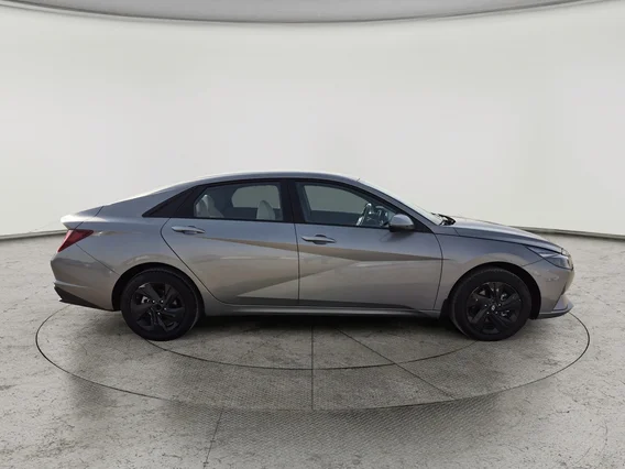 Hyundai Elantra Smart 2023 