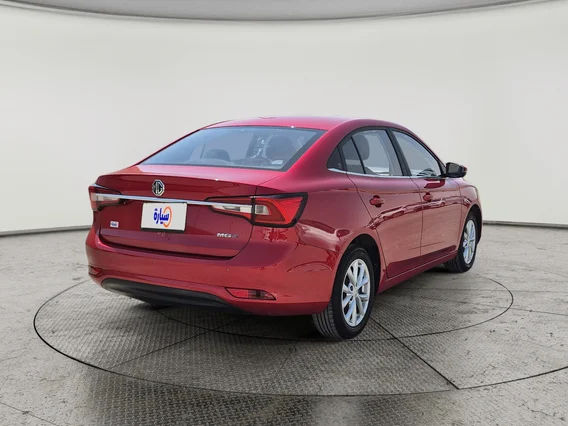 ام جي 5 STD 2022 